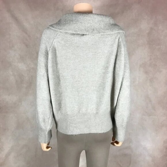 H&M Slouchy Wool Blend Sweater NEW Size Medium - Picture 10 of 11